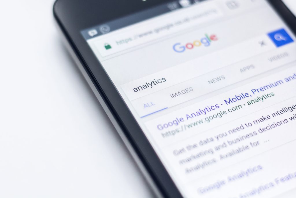 Googleモバイル検索結果表示内容の画像サムネイル使用増加の記事にアイキャッチ画像
